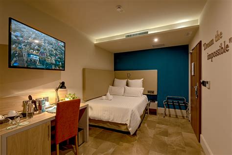DDREAM HOTEL .